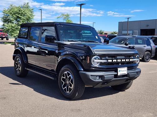 2022 Ford Bronco Outer Banks