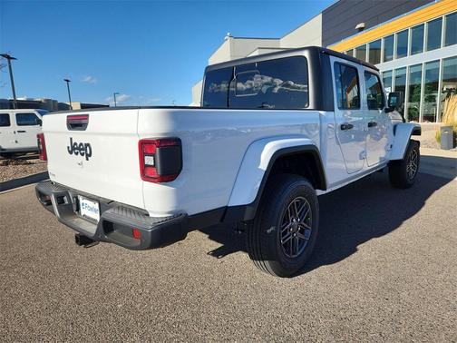 2026 Jeep Gladiator Sport S