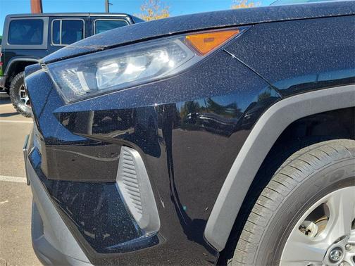 2020 Toyota RAV4 Hybrid LE