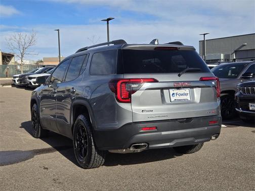 2023 GMC Acadia AWD AT4
