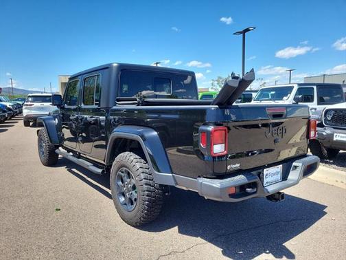 2023 Jeep Gladiator Willys 4x4