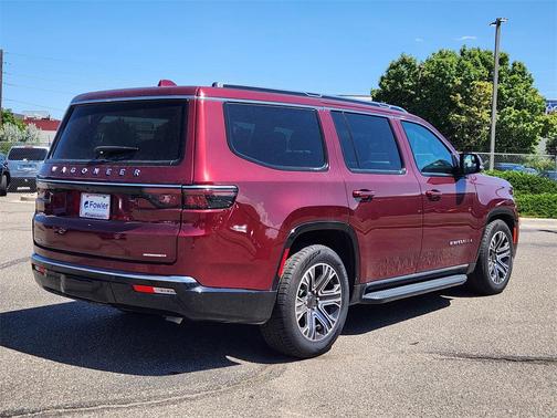2022 Jeep Wagoneer Series III 4x4