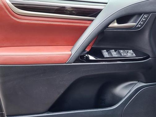 2020 Lexus LX 570 Three-Row