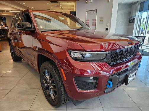 2025 Jeep Grand Cherokee 4xe Anniversary Edition