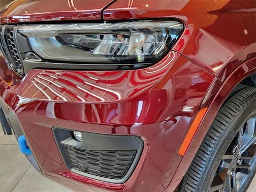 2025 Jeep Grand Cherokee 4xe Anniversary Edition