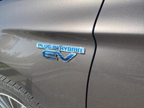 2020 Mitsubishi Outlander PHEV SEL