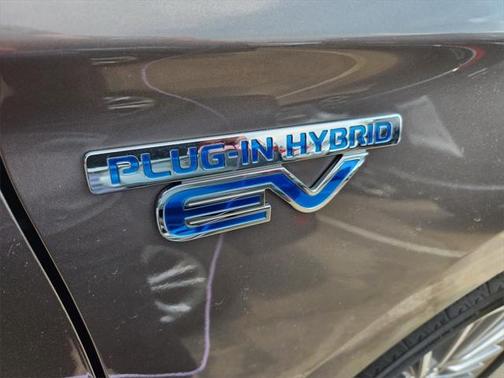 2020 Mitsubishi Outlander PHEV SEL