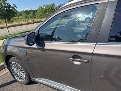 2020 Mitsubishi Outlander PHEV SEL