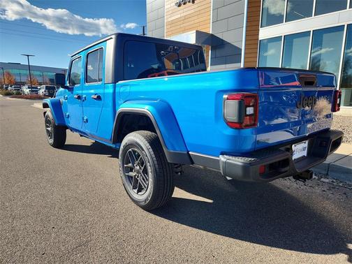 2026 Jeep Gladiator Sport S
