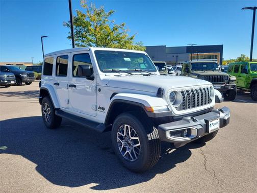 2025 Jeep Wrangler 4-Door Sahara 4x4