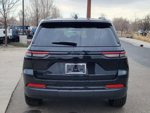 2025 Jeep Grand Cherokee Altitude