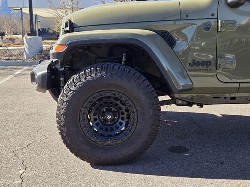 2026 Jeep Gladiator Sport S