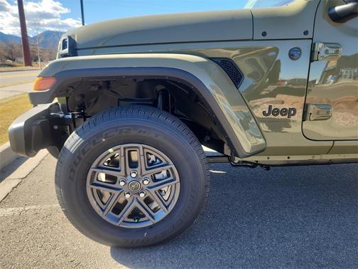 2026 Jeep Gladiator Sport S