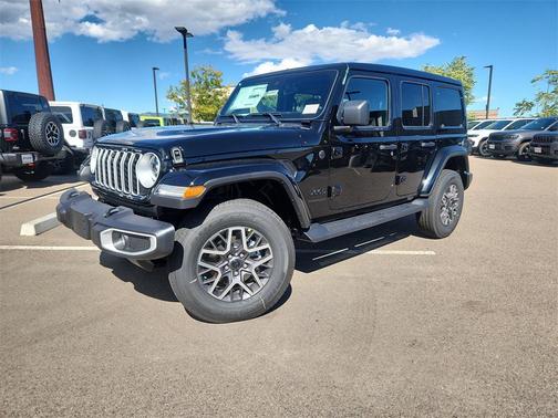 2025 Jeep Wrangler 4-Door Sahara 4x4