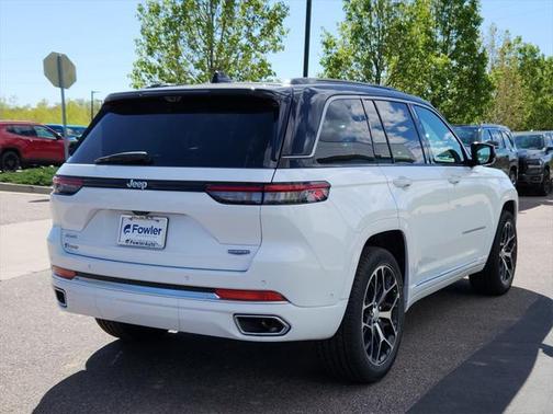 2025 Jeep Grand Cherokee Summit