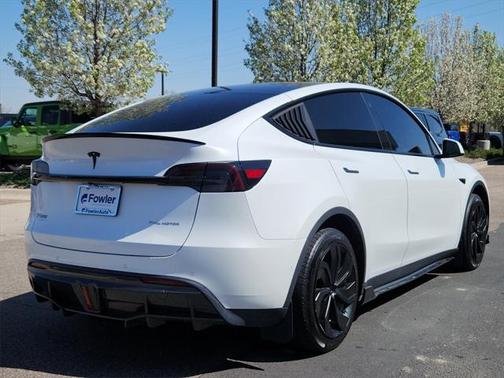 2022 Tesla Model Y Long Range Dual Motor All-Wheel Drive