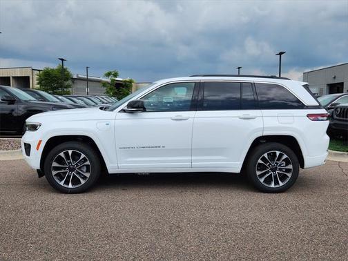 2025 Jeep Grand Cherokee 4xe Overland