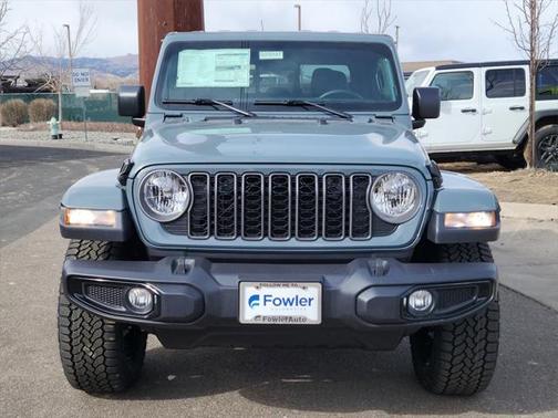 2025 Jeep Gladiator Nighthawk