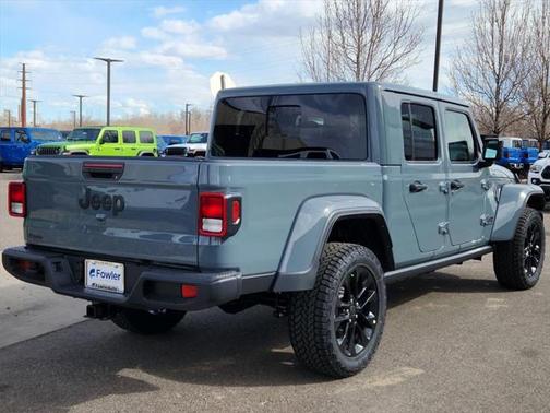 2025 Jeep Gladiator Nighthawk