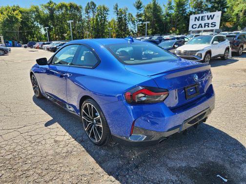 2022 BMW 230 i