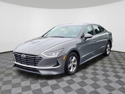 2022 Hyundai SONATA SE