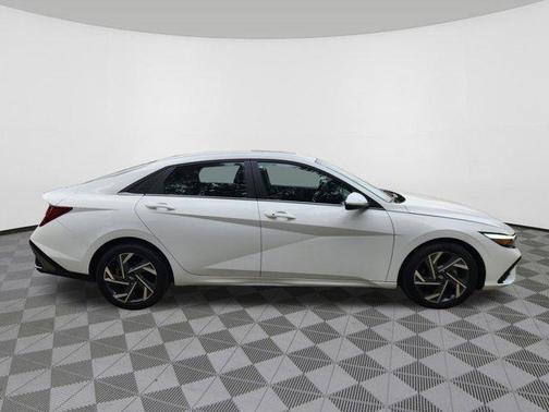 Serenity White 2025 Hyundai ELANTRA SEL