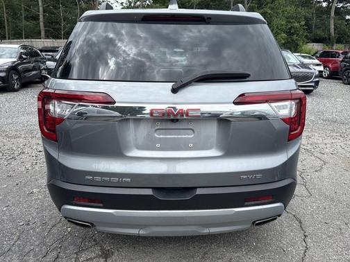 Sterling Metallic 2023 GMC Acadia AWD SLT