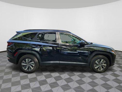 2024 Hyundai TUCSON Hybrid Blue