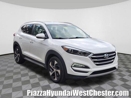 Winter White 2017 Hyundai TUCSON Sport