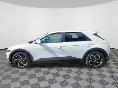 2022 Hyundai IONIQ 5 SEL