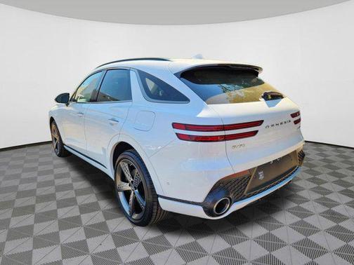 Uyuni White 2025 Genesis GV70 3.5T AWD Sport