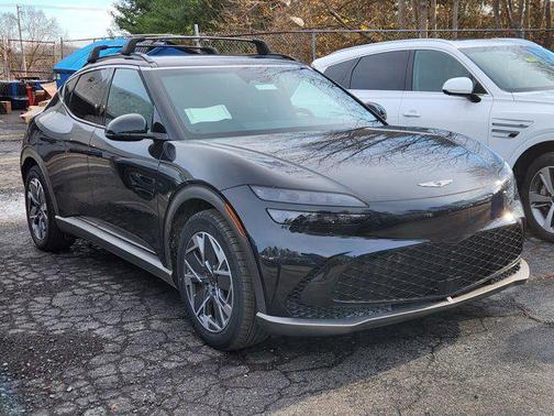 2025 Genesis GV60 Standard AWD