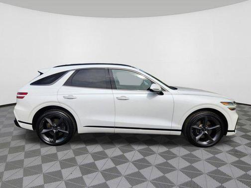 Uyuni White 2026 Genesis GV70 3.5T Sport Prestige