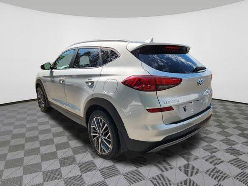 Molten Silver 2019 Hyundai TUCSON SE