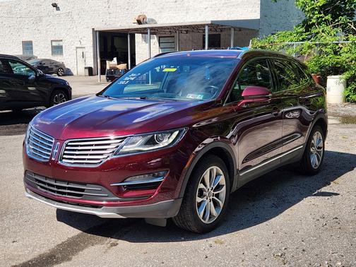 Ruby Red Metallic Tinted Clearcoat 2017 Lincoln MKC Select