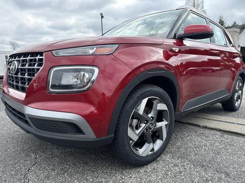 2022 Hyundai VENUE SEL