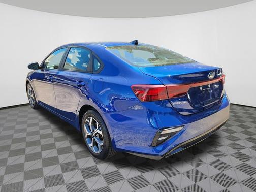 Deep Sea Blue 2021 Kia Forte LXS