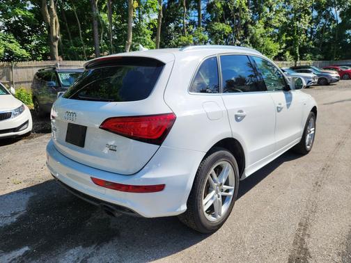 Ibis White 2013 Audi Q5 3.0T Premium Plus