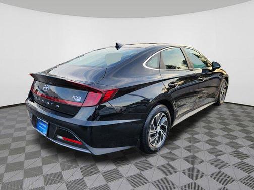2023 Hyundai SONATA Hybrid Base