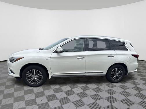 Majestic White 2016 INFINITI QX60 Base