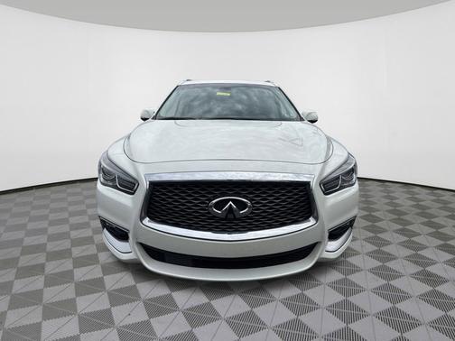 Majestic White 2016 INFINITI QX60 Base