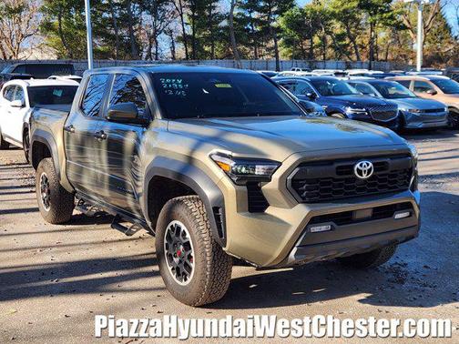 2024 Toyota Tacoma TRD Off Road