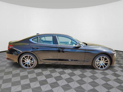 Vik Black 2026 Genesis G70 2.5T AWD Prestige