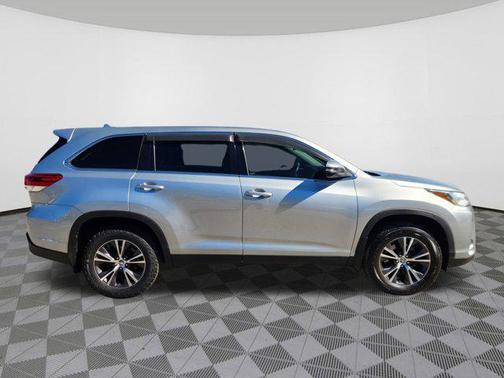 2019 Toyota Highlander LE Plus