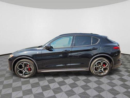 2022 Alfa Romeo Stelvio Ti