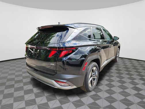 Phantom Black 2026 Hyundai TUCSON SEL