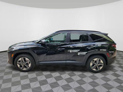 Phantom Black 2026 Hyundai TUCSON SEL