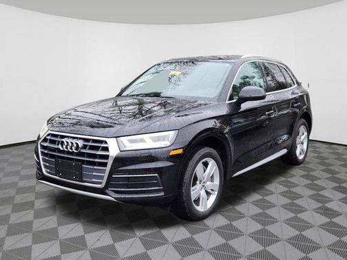 Black Metallic 2018 Audi Q5 2.0T Tech Premium