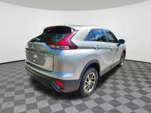 Alloy Silver Metallic 2024 Mitsubishi Eclipse Cross ES
