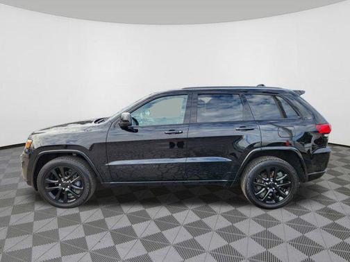 2017 Jeep Grand Cherokee Altitude